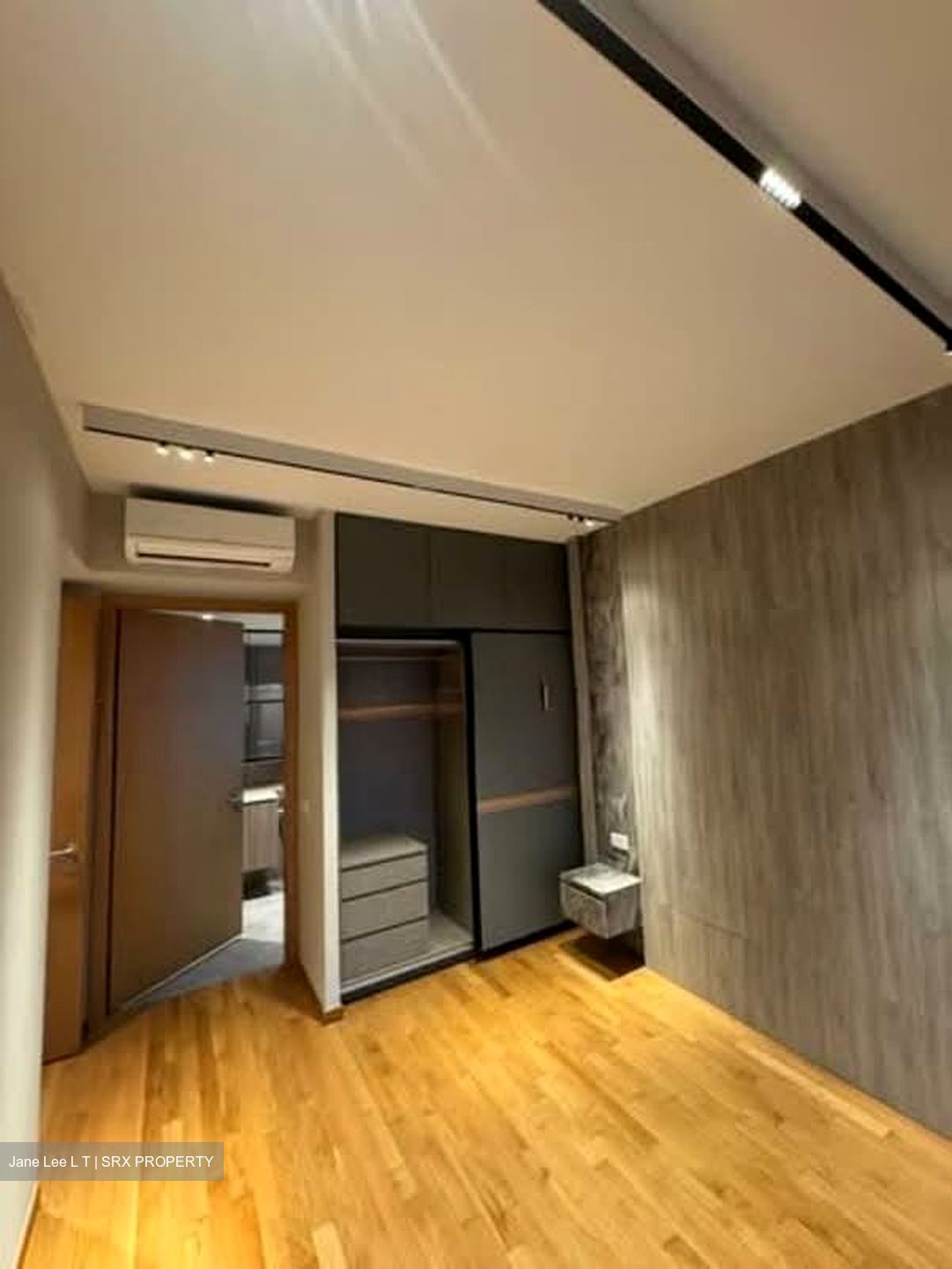 Twin Vew (D5), Apartment #556706181